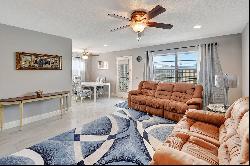 466 Burgundy J, Delray Beach FL 33484