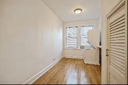 4005 W Nelson Street #5A, Chicago IL 60641