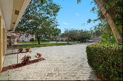 9543 NW 52 Pl, Coral Springs FL 33076