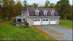 1080 State Rte 4002, Laceyville PA 18623