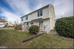 2 Crabapple Court, Newark DE 19702