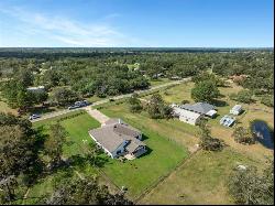 67 Windmill Drive, Hempstead TX 77445