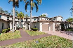 200 Diamond Cir Unit 206, Naples FL 34110