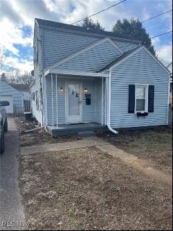 806 38th Street, Vienna WV 26105