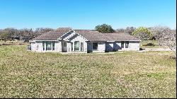 126 Wright Dr, Cedar Creek TX 78612