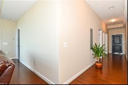 201 N Elm Street Unit 1406, Greensboro NC 27401