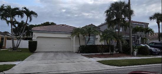 Pembroke Pines FL 33028