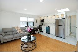 7 Bond Street #PH 400, Great Neck NY 11021