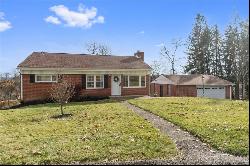 1051 Crest Drive, Moon/Crescent Twp PA 15046