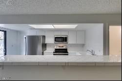 929 Willow Tree Drive Unit B, Las Vegas NV 89128