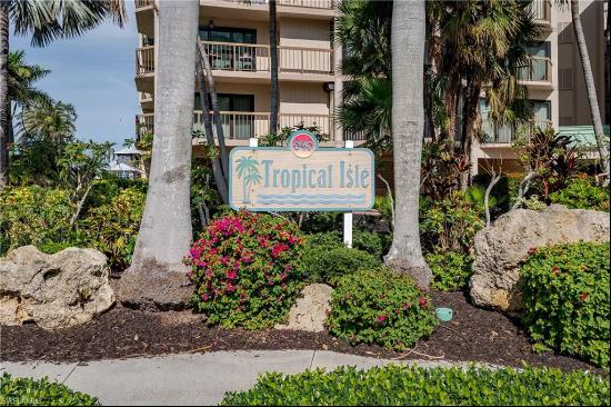 845 Collier Ct Unit 502, Marco Island FL 34145