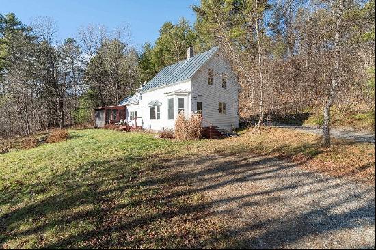 87 Cochran Road, Groton VT 05046