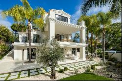 Elegant fully renovated villa in a sought-after area in the Golf, Marbella 29660