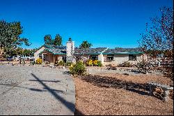 33230 Barber Road, Agua Dulce CA 91390