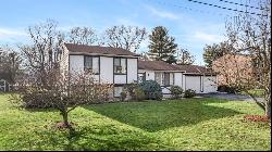 15 Clubhouse Drive, West Middlesex Boro PA 16159