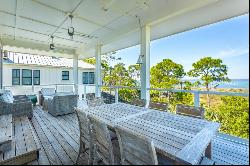 1641 Wayfarers Ct, St. George Island FL 32328