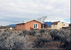 5 Cactus Flower Road, Ranchos De Taos NM 87556