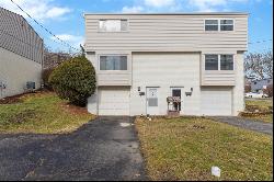 78 Seavey Rd, Shaler PA 15223