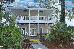 925 10th Street, Port Royal SC 29935