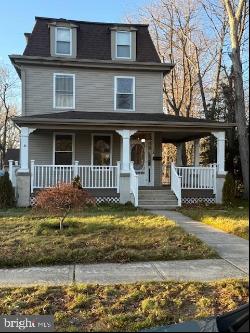 13 Washington Avenue, Berlin NJ 08009