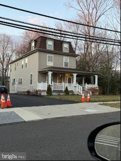 13 Washington Avenue, Berlin NJ 08009