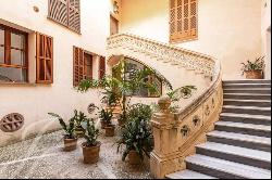 Stylish Designer Apartment in Calatrava / Palma Old Town .