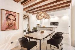 Stylish Designer Apartment in Calatrava / Palma Old Town .