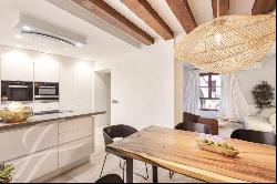 Stylish Designer Apartment in Calatrava / Palma Old Town .