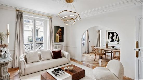 Apartment for sale in Paris, France