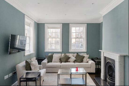 2 bedroom flat to rent in Mayfair W1K