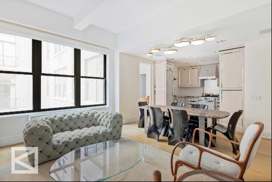 Located in the heart of Gramercy at Park Avenue South and 21st Street, this top luxe, p