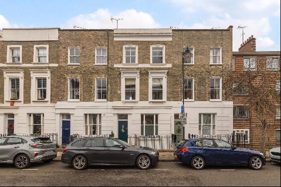 A four bedroom Georgian townhouse in Islington, N1.