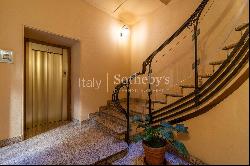 Exclusive penthouse with views of the Roman Forum