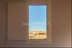 Exclusive penthouse with views of the Roman Forum