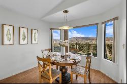 Stunning Townhome With Breathtaking Views Within Short Distance To Downtown