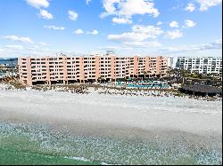 Oversized Beachfront Condo With Views of Destin Pass