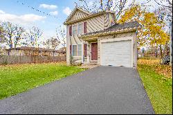 221 Leicestershire Road, Irondequoit, NY 14621