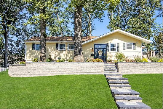 Meticulously Renovated Ranch