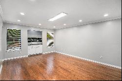 Beautifully Updated Condo in Sandy Springs