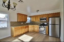 1759 North Edgemont Street, Unit 6