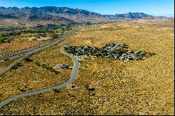 2.98-acre blend of serenity and desert living