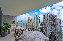 300 Biscayne Blvd Way,Miami, FL, 33131