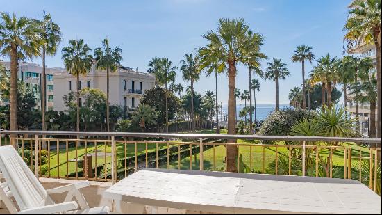 Vente - Appartement Cannes (Croisette) - 3a 710a 000a 