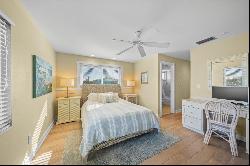 3801 4th Ave #5, Holmes Beach, FL 34217