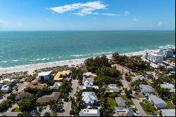 116 50th St, Holmes Beach, FL 34217