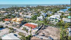 579 Bayview Dr, Longboat Key, FL 34228