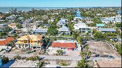 579 Bayview Dr, Longboat Key, FL 34228