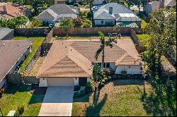 4434 Meadow Creek Cir, Sarasota, FL 34233