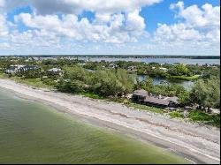 8440 Sanderling Rd, Sarasota, FL 34242