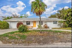 510 69th St, Holmes Beach, FL 34217